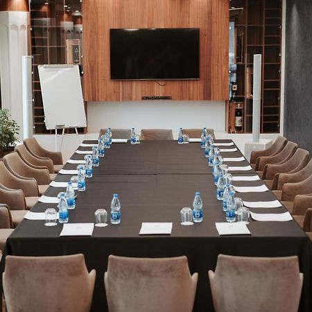 Marinaj Hotel & Spa Tirana Eksteriør billede
